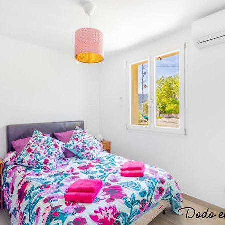 Gorgeous 3 Bedroom House With Ac And Garden - Dodo Et Tartine Le Revest-le-Eaux Exterior foto